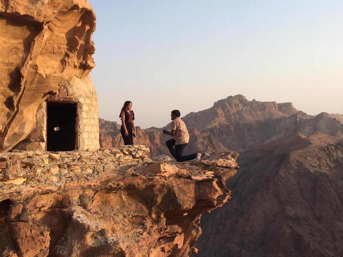 Guest House Attallah Wadi Musa Exteriör bild